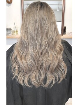 ヘアーアンドアトリエ マール(Hair&Atelier Marl) 【Marl】ミルクティーグレージュカラー