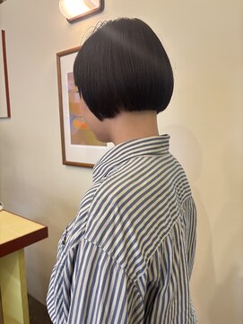 ヒントステーション(HINTSTATION) 〈浅草 半個室〉地毛風カラー/コロンとミニボブ