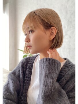 ヘアサロンM 新宿 ハイトーン×ボブ