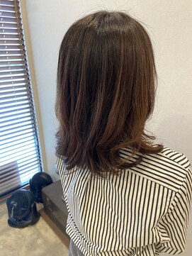 ヘアサロン リリィ(hair salon riri) コテ巻き風ミディアムパーマ