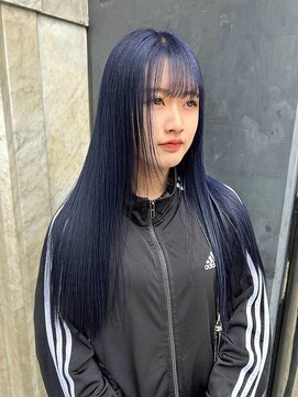 リアン(Lien) 透明感ブルーグレージュ/ロング/レイヤーカット