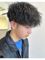 バトン(BATON)&nbsp;ツイストパーマ/ツイスパ/メンズパーマ/メンズカット