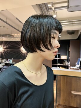 ダブ アオヤマ(DaB AOYAMA) 切りっぱなしボブショートボブオン眉前髪カット似合わせカット
