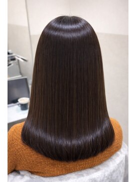 ロア(ROA) 本気で変わる。ROAの髪質改善