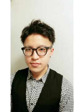 ベルクープス 天王寺店(Belle Coupes) ツーブロ、束感ベリーショート