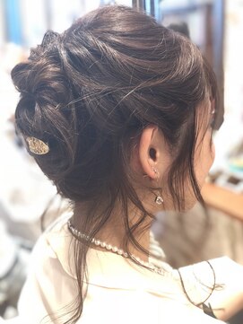 レア(Le'a) ロープ編みアップスタイル