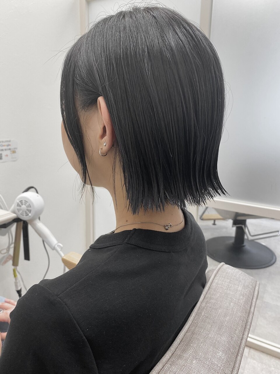 切りっぱなし外ハネショートボブ/グレーアッシュ♪：L123154257