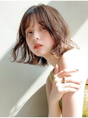 ナチュラルボブ_カーキグレージュフェザーバング_8290