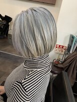 ライフ 四条畷店(Lyfe)&nbsp;ホワイトベージュ_グレージュカラーボブウルフ_221