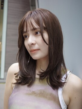 ビュートリアム265(BEAUTRIUM 265) ◆ミディアムレイヤー/レイヤーカット/銀座/オリーブベージュ