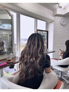 クラン ヘアーアンドスタジオ(CLAN hair & studio) エクステでハイライト