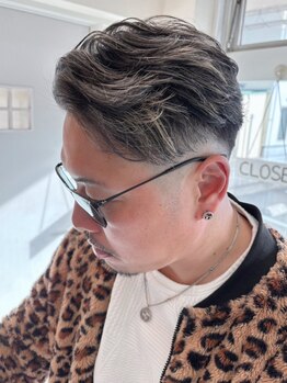 エムズヘアー(M’s HAIR)の写真/計算されたカットで清潔感UP！第一印象を左右する髪型をカッコいい好印象スタイルに仕上げてくれる♪