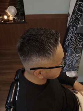 ディーアイジーカットクラブ(DiG CUT CLUB) スキンフェードショート