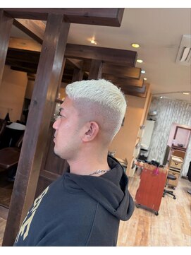 モアムー(Moremuu) 【Makoto】メンズハイトーン