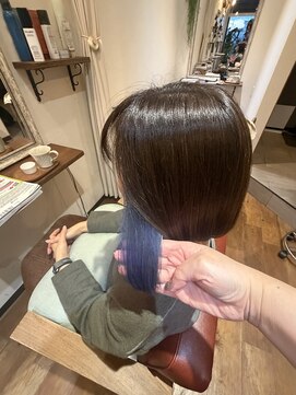 イヤリングカラー