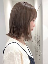 ガーデンヨコハマ(GARDEN YOKOHAMA)&nbsp;ハイトーンミディアムブリーチベージュ小顔秋冬切りっぱなしボブ