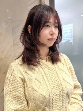 リリー(Lilley) ハッシュカット×小顔レイヤー×韓国風巻き×髪質改善