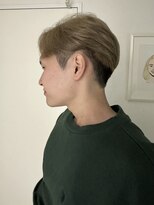 エンリッチヘア(enrich hair)&nbsp;ブリーチあり/ミルクティーベージュ/センターパート