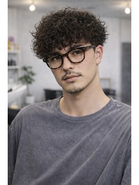 アラレ(ARARE) ツーブロックハードパーマ