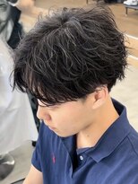 ラヴィズムバイフィフス(LUVISM by fifth)&nbsp;新潟万代毛流れセンターパートニュアンスパーマフェザーパーマ