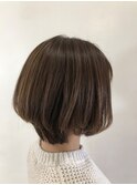 ショートボブ