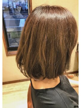 ブランシェ神領店 ツヤ感あふれる秋冬おすすめマロンカラー