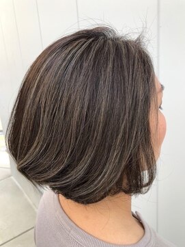 アン(Hair make un) #ハイライトカラー