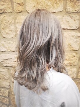 シャル 町田(shalu) イルミナカラー　スターダスト/ホワイティー＜shalu町田＞