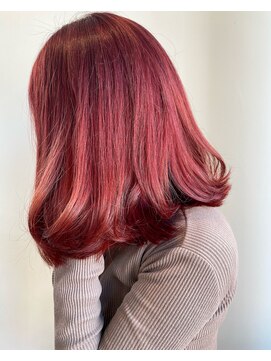 アーク(ARC+) チェリーレッド×ふんわりボブ【代官山】