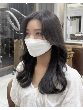 ネオリーブアイム 横浜西口店(Neolive aim) 毛流れを作る品のあるフェイスレイヤーカット【横浜】