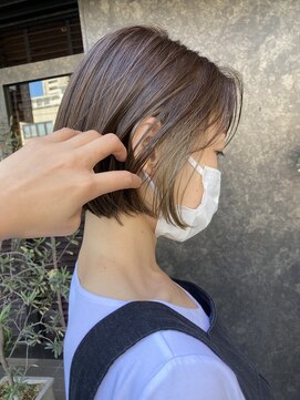 エイト新宿店(EIGHT shinjuku) インナーカラーボブ