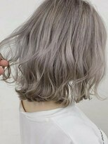 ロウバイレボ 柏(lou by revo)&nbsp;くびれミディ/イヤリングカラー/前髪イメチェンラベンダーカラー