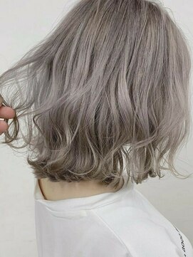 ロウバイレボ 柏(lou by revo) くびれミディ/イヤリングカラー/前髪イメチェンラベンダーカラー