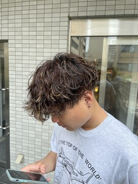 アルジャーノンリトリート(ALGERNON retreat) 波巻きスパイラルパーマ/ツイストスパイラルパーマ/松山