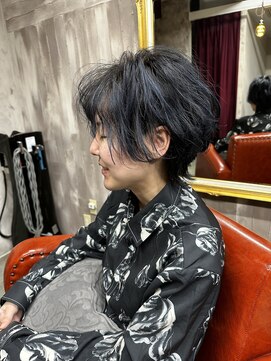 モニュメント(Monument) ネオウルフショートボブ