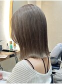 ハイライトカラーミルクティーベージュケアブリーチカラー30代