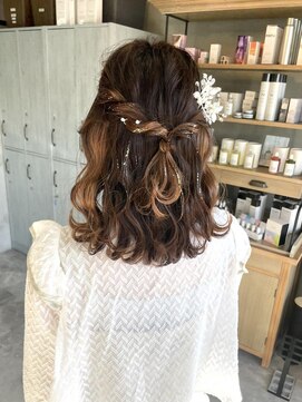 ラテ ヘア リリィ(latte hair lily) 大人かわいい/インナーカラー/アレンジ