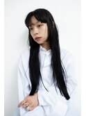 顔まわりレイヤーのロングヘア
