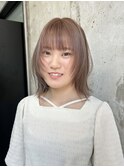 軽めウルフカット×ハイトーンラベージュ