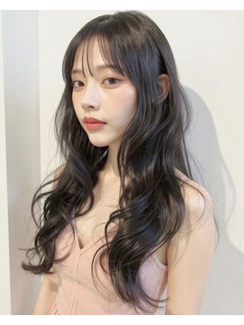 ブロウ ネックス ザ サロン 表参道(VLOW nex the salon) 小顔レイヤースタイル，韓国，韓国レイヤー，ショコラカラー