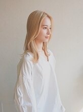 ランプ 柏(Lamp) 艶感ブロンドベージュ×ナチュラルロング