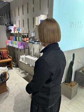 ミリ(milli Produce by ITAKURA) ハイトーンボブ