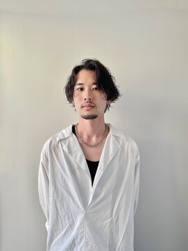 ハウス(HAUS.) 刈り上げセンターパート/波巻きツイストスパイラル/横浜