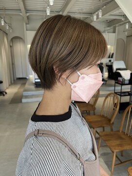 グリーン(green) 襟足スッキリ コンパクトショート bymisaki