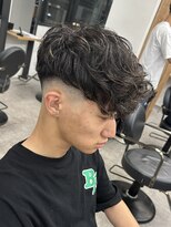 エルマーク(L-MARK) スペインカールスパイラルパーマツイストパーマフェード短髪