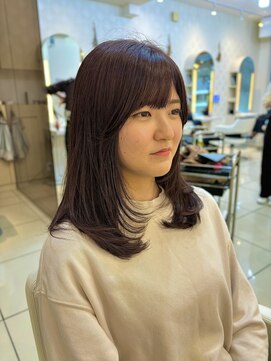 フレア(FLAiR) 顔周りレイヤーカットにブリーチなし深めパープル大人カラー