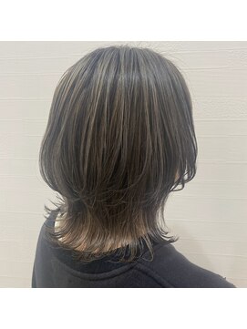 オーリーヘアー(Olliy hair) ウルフカット/グレージュカラー/アースカラー/大人/30代40代50代