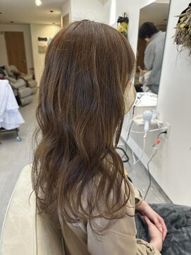 ログ(Log) ベージュ系カラー