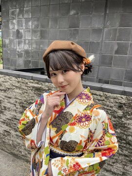 ソノ(sono) ツインアレンジ ツインお団子 ベレー帽 袴ヘア 卒業式ヘア