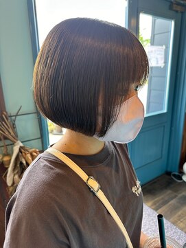 ワンヘアーアナザーライフ(ONE hair-another-life) ベージュボブ.